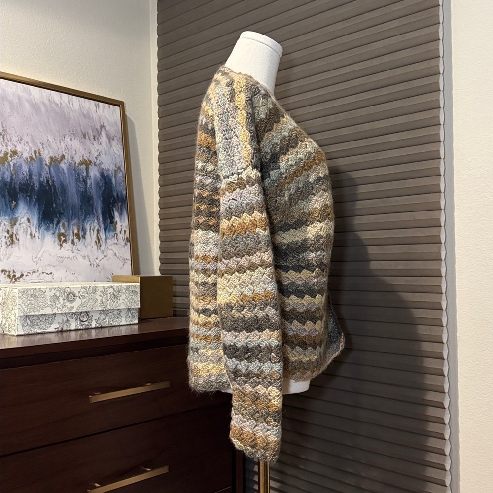 One of a kind - Hand Knit Women's Cardigan Sweater. - Picture 3 of 7